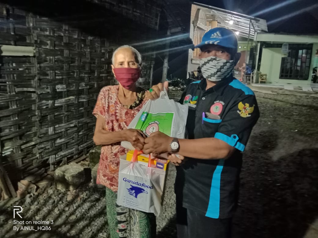 GMDM Gresik Peringati HUT Di Tengah Pandemi Corona dengan Santunan dan Bagikan Paket Sembako