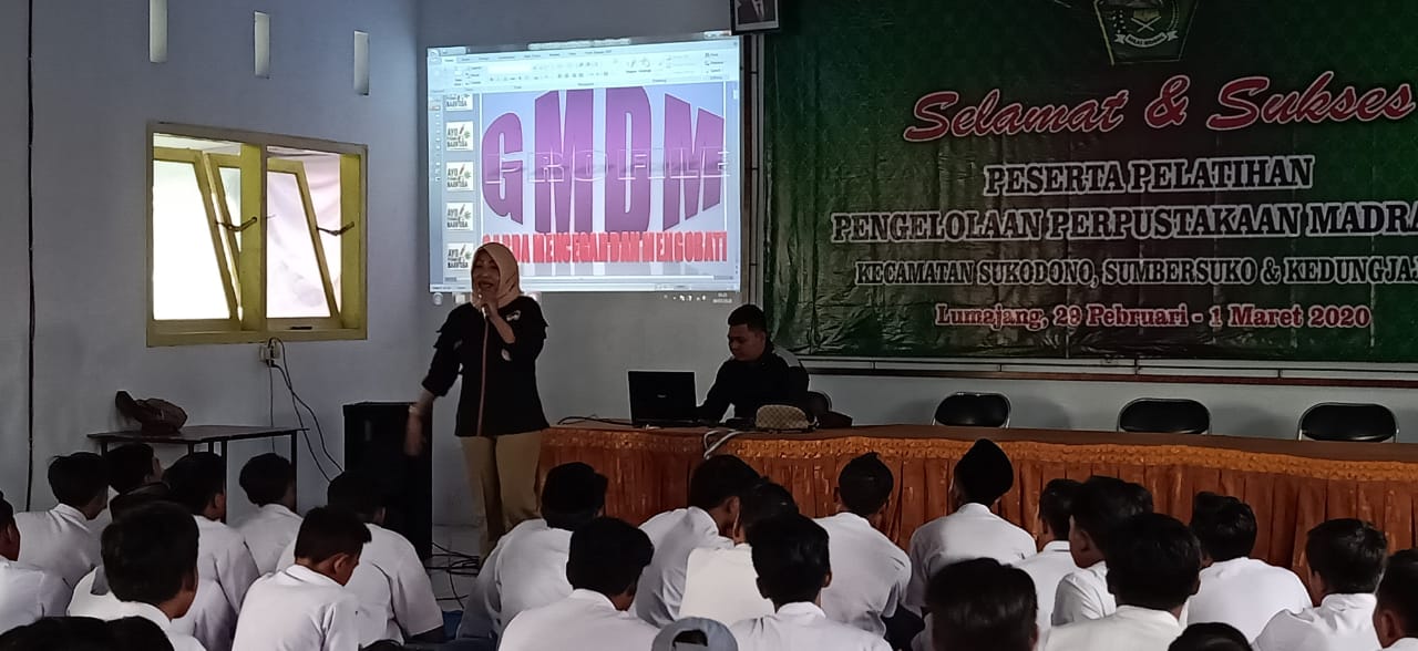 GMDM Lumajang Sosialisasi P4GN dan Kenakalan Remaja di SMK Almaliki