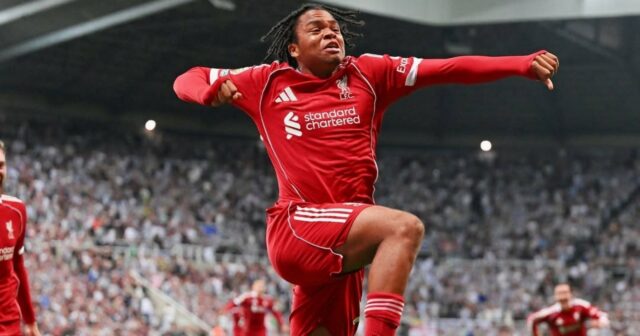 Rio Ngumoha Pecahkan Rekor Liverpool: Wonderkid 16 Tahun Jadi Pahlawan