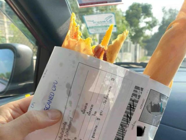 Viral di Thailand: Kertas Medis Jadi Bungkus Gorengan
