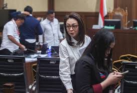Raden Roro Dina Wulandari: Saksi Kunci Kasus Korupsi Taspen