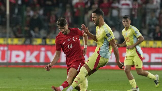 Turki vs Spanyol 6-0: Mikel Merino Hat-trick Hancurkan Turki