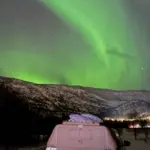 Drama Korea “Can This Love be Translated?” Tayang, Ungkap Pesona Aurora yang Memukau di Kanada