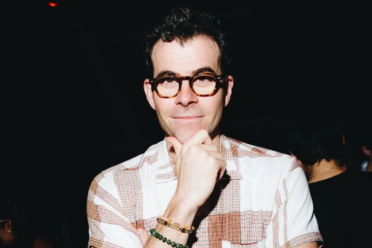 Adam Mosseri Terangkan Perbedaan Penggunaan Bermasalah dan Kecanduan Klinis dalam Sidang Instagram Adam Mosseri Terangkan Perbedaan Penggunaan Bermasalah dan Kecanduan Klinis dalam Sidang Instagram