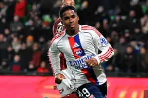 Analisis Raymond Domenech: Endrick Gagal Penuhi Tuntutan Bertahan di Laga Lyon vs Strasbourg