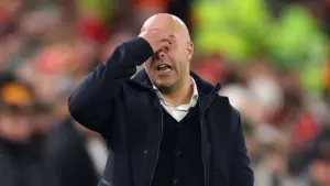 Arne Slot Ungkap Nasibnya di Liverpool Tergantung Tiket Liga Champions dan Progres Tim Musim Depan