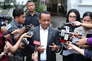 Bahlil Lahadalia Sebut Importir BBM Sakit Kepala Usai Indonesia Berhasil Stop Impor Solar