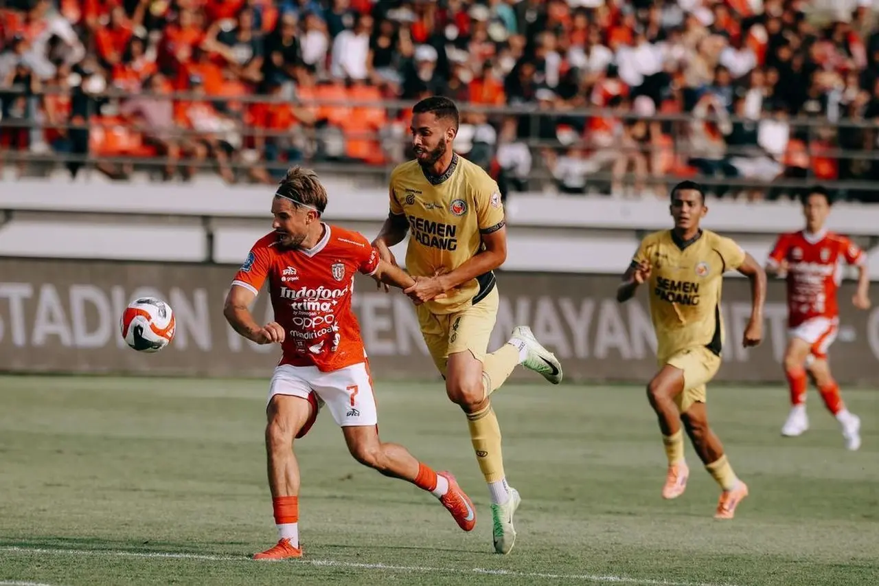 Bali United vs Persebaya: Daftar Susunan Pemain dan Strategi Tanpa Bruno Moreira serta Brandon Wilson