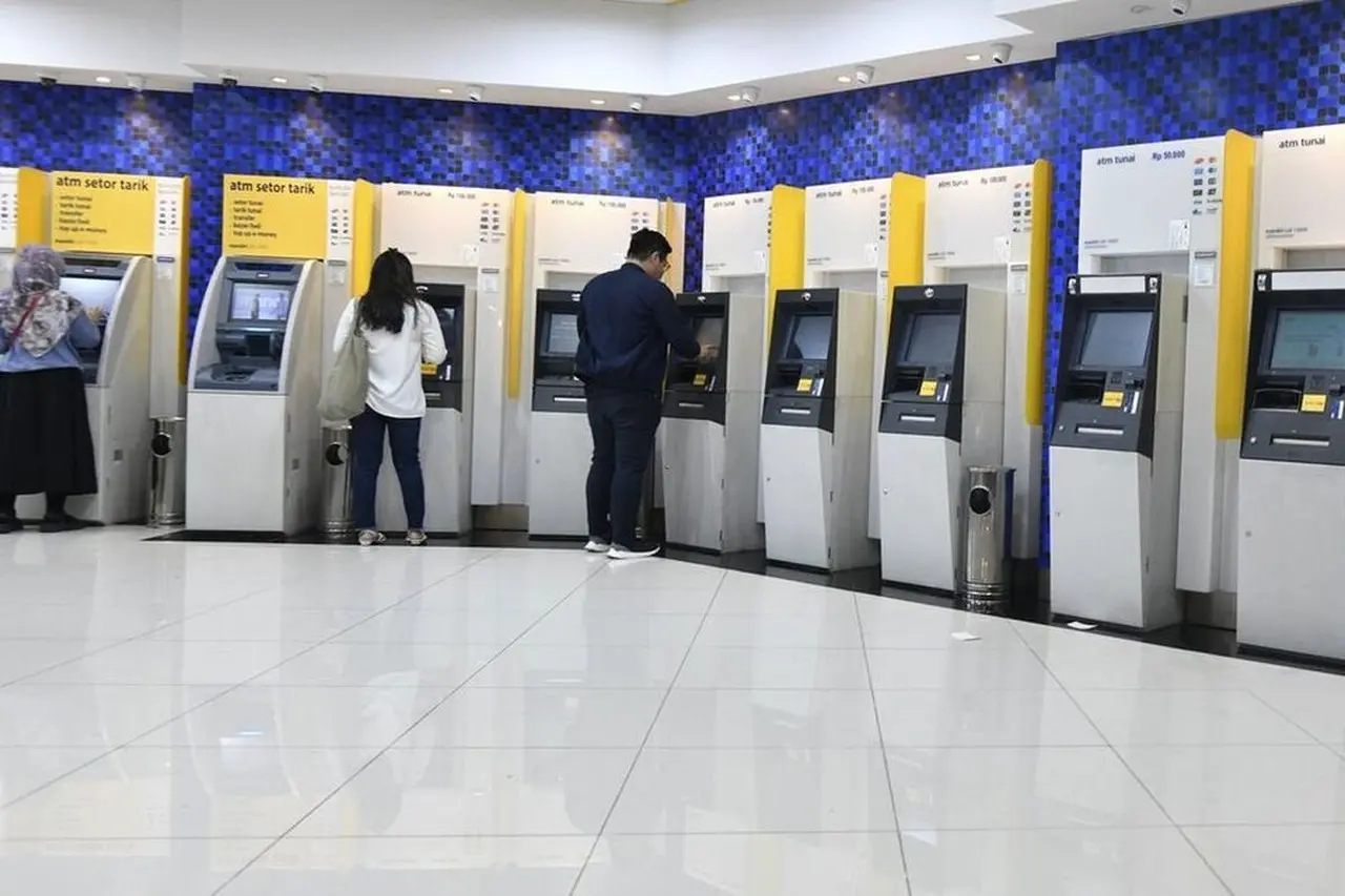 Bank Mandiri Sediakan ATM Pecahan Rp 10.000 dan Rp 20.000 di Berbagai Kota Jelang Lebaran 2026 Bank Mandiri Sediakan ATM Pecahan Rp 10.000 dan Rp 20.000 di Berbagai Kota Jelang Lebaran 2026