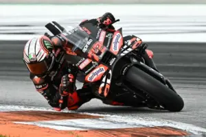 Bezzecchi Catat Waktu Tercepat di Practice MotoGP Thailand 2026, Marquez Merangsek ke Posisi Kedua