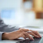 Biro Sumber Daya China Selidiki Kematian Programmer Akibat Lembur, Akun Kerja Masih Terima Tugas 8 Jam Setelah Wafat