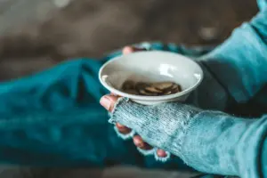 BPS Ungkap Beras dan Rokok Jadi Penyumbang Utama Garis Kemiskinan di Indonesia per September 2025