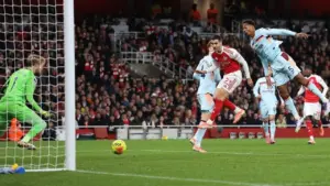 Brentford vs Arsenal: Keith Andrews Ungkap Strategi Antisipasi Ancaman Bola Mati The Gunners