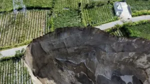 BRIN Tegaskan Lubang Raksasa di Aceh Tengah Bukan Sinkhole, Melainkan Fenomena Longsoran Geologi