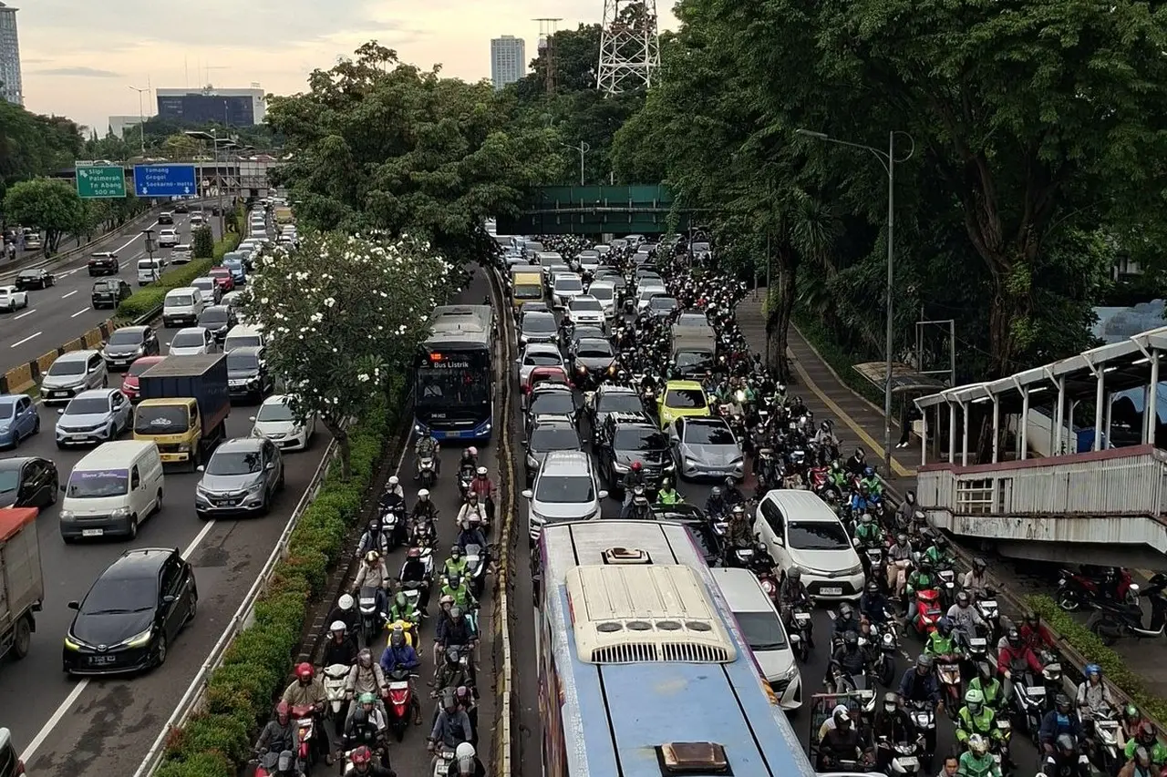 Catat! Ini Titik Kemacetan Jakarta Saat Jam Pulang Kerja Jelang Buka Puasa, Waspada Pergeseran Waktu