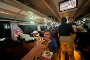 Cerita Penumpang KA Argo Bromo Anggrek yang Jalani Sahur Hari Pertama Ramadhan 2026 di Perjalanan