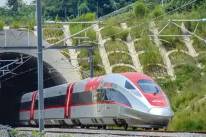 Danantara Targetkan Negosiasi Utang Kereta Cepat Whoosh dengan China Rampung Kuartal I 2026