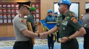 Danpaspampres Sematkan Brevet Setia Waspada ke Kapolres Bogor sebagai Simbol Sinergi Pengamanan VVIP