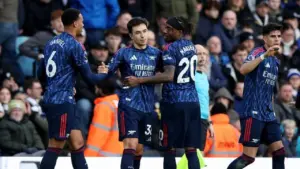Declan Rice Minta Arsenal Tetap Tenang Usai Gagal Taklukkan Brentford di Gtech Community Stadium