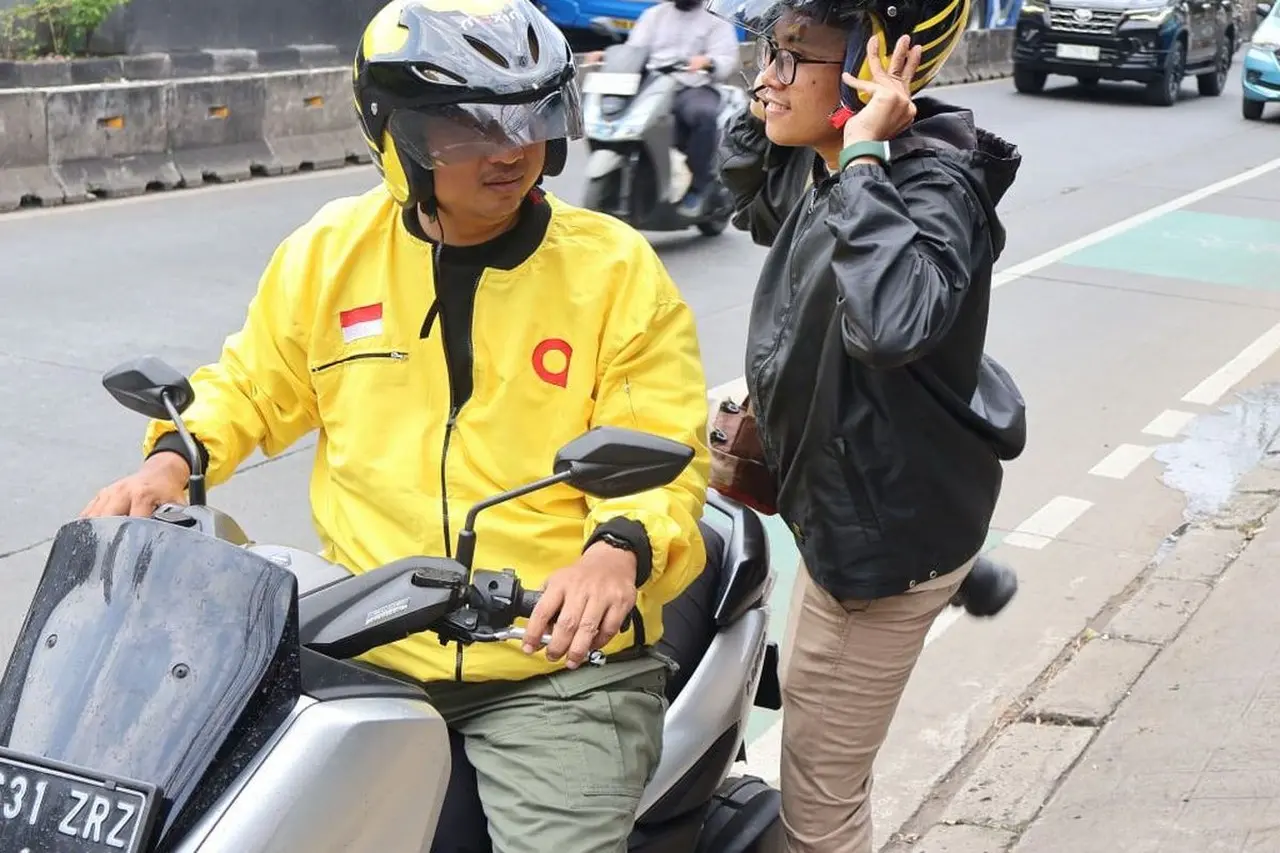 Direktur Maxim Nyamar Jadi Driver Ojol di Jakarta: Temukan Alasan Penumpang Pilih Layanan Hemat Direktur Maxim Nyamar Jadi Driver Ojol di Jakarta: Temukan Alasan Penumpang Pilih Layanan Hemat
