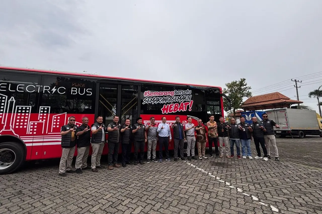 Dishub Semarang Uji Coba Bus Listrik 12 Meter VKTR-Laksana, Targetkan 27 Unit di Tahun 2026