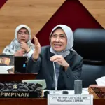 DPR Desak Percepatan Revitalisasi Sekolah di Sumatera, 99 Satuan Pendidikan Masih di Tenda