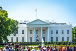 Ekonomi AS 2025 Melambat Drastis: Shutdown Pemerintah dan Inflasi Tinggi Jadi Sorotan Utama