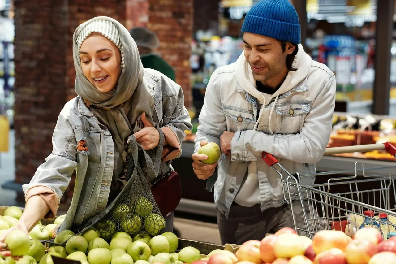 Ekonomi Jeddah: Pasar Malam Catat Lonjakan Aktivitas Signifikan Selama Ramadhan 2026, Perputaran Lokal Meningkat