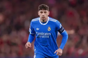 Federico Valverde Pukul Wajah Samuel Dahl, Kapten Real Madrid Lolos dari Sanksi Wasit di Liga Champions