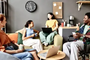 Gen Z Ubah Paradigma Karier: Glassdoor Terangkan Alasan Mayoritas Enggan Jadi Manajer di Era ‘Side Hustle’