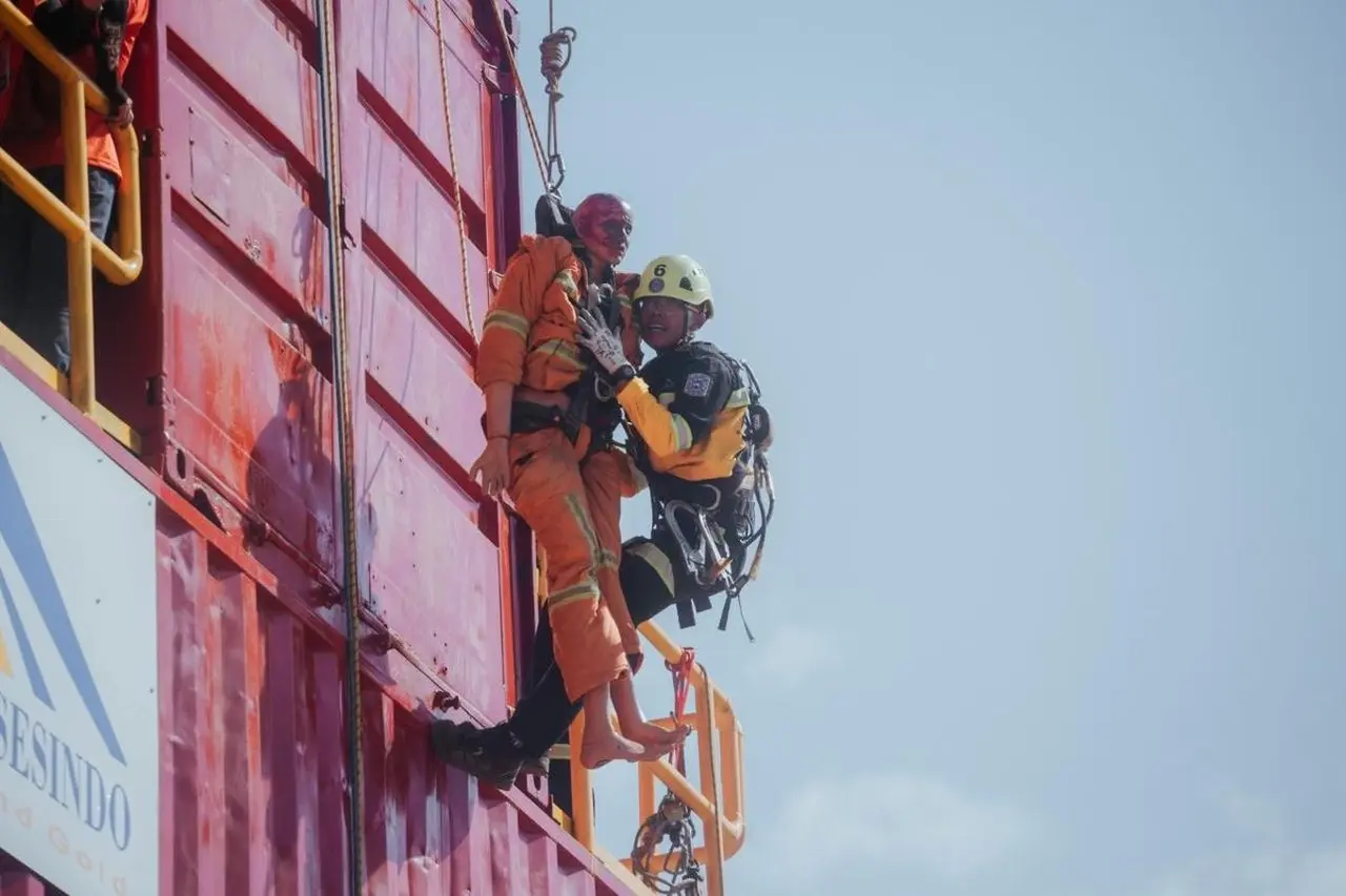 Grup Merdeka Catat 50 Juta Jam Kerja Tanpa Cedera di Seluruh Lini Operasional Tambang Nasional