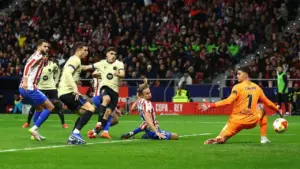 Hansi Flick Kritik Keras Keputusan VAR Usai Gol Barcelona ke Gawang Atletico Madrid Dianulir