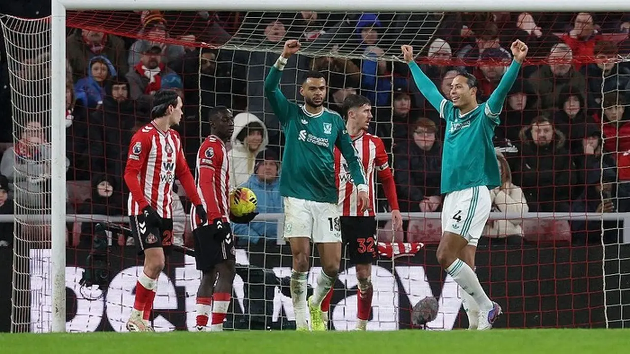 Hasil Liga Inggris: Gol Tunggal Virgil van Dijk Bawa Liverpool Menang Tipis 1-0 Atas Sunderland