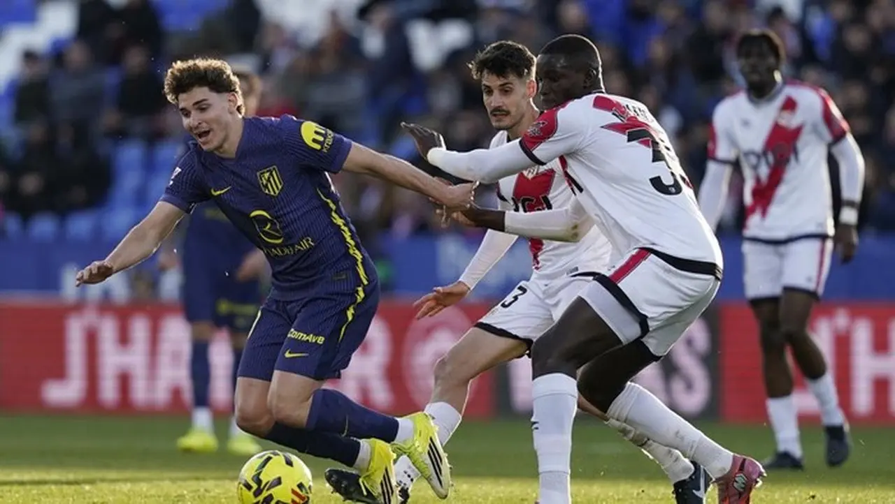 Hasil Liga Spanyol: Rayo Vallecano Tundukkan Atletico Madrid 3-0, Los Colchoneros Turun ke Posisi Empat Hasil Liga Spanyol: Rayo Vallecano Tundukkan Atletico Madrid 3-0, Los Colchoneros Turun ke Posisi Empat