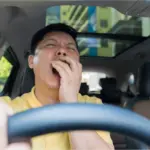 Hindari Risiko Kecelakaan, Simak Tips Jitu Atasi Kantuk Saat Mengemudi Selama Bulan Ramadhan