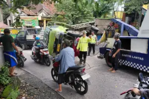 Hino Jelaskan Mengapa Banyak Truk Gagal Menanjak: Over Dimension dan Overloading Jadi Kunci