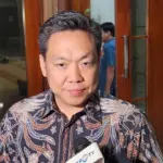 Hitung Anggaran BPJS Kesehatan Gratis, Charles Honoris Soroti Sisa Dana Makan Bergizi Gratis