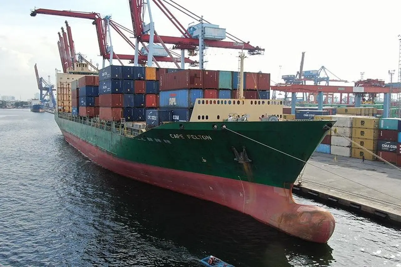 IPC TPK Catat Kenaikan Arus Petikemas Jadi 299.891 TEUs, Area Panjang Tumbuh Signifikan 16 Persen