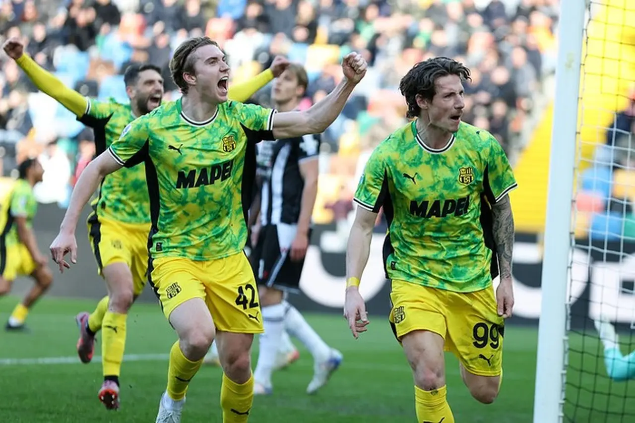 Jay Idzes dkk Bawa Sassuolo Menang Comeback 2-1 Atas Udinese, Kini Tembus Peringkat Sembilan Jay Idzes dkk Bawa Sassuolo Menang Comeback 2-1 Atas Udinese, Kini Tembus Peringkat Sembilan