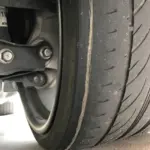 Jelang Mudik, Ahli Ban Jelaskan Pentingnya Ganti Ban Mobil Usia 5 Tahun untuk Keselamatan