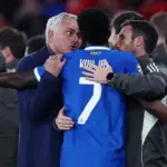 Jose Mourinho Sebut Selebrasi Gol Vinicius Junior Tidak Sopan dan Provokasi Suporter Benfica