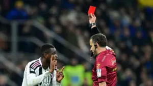 Juventus Protes Keras Keputusan Wasit Federico La Penna Terkait Kartu Merah Pierre Kalulu di Derby d’Italia