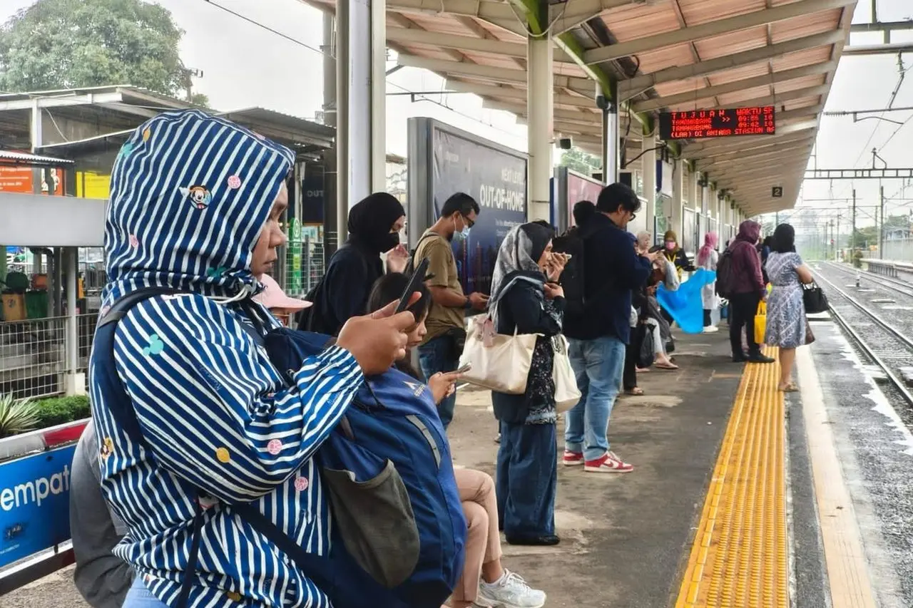 KAI Prediksi Penumpang KRL Jabodetabek Tembus 2 Juta Orang Per Hari pada 2030, Ini Strateginya