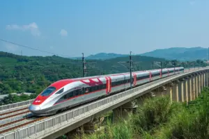 KCIC Perbarui Akses KA Feeder Whoosh di Stasiun Bandung: Penumpang Wajib Lewat Pintu Utara Mulai Maret