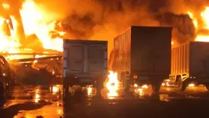 Kebakaran Pabrik Cat di Cikupa Tangerang Padam Setelah 9 Jam, Kerugian Ditaksir Rp 6 Miliar