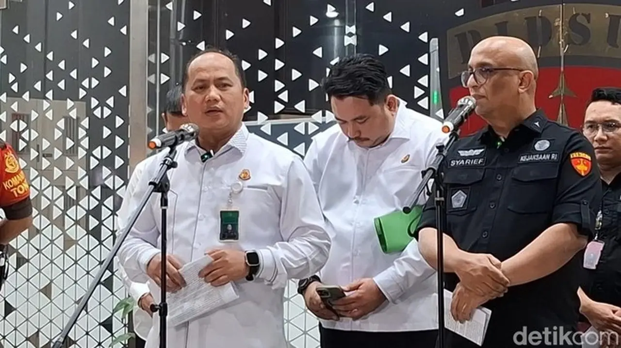 Kejagung Ungkap Modus Korupsi Ekspor Limbah Sawit Rp 14 Triliun dan Tetapkan 11 Orang Tersangka