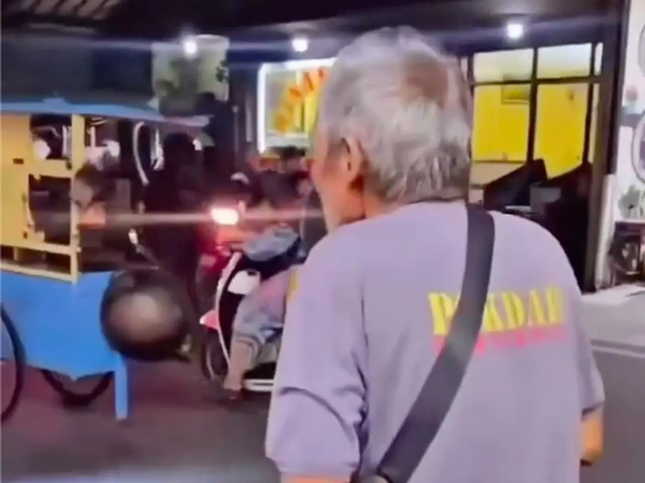 Kisah Pilu Candra Harahap, Pensiunan Guru yang Dituduh Jukir Liar dan Kini Hidup Memulung di Jakarta