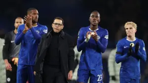 Liam Rosenior Tegaskan Jadwal Pertandingan Tak Beri Keuntungan Bagi Chelsea di Empat Besar Liga Inggris