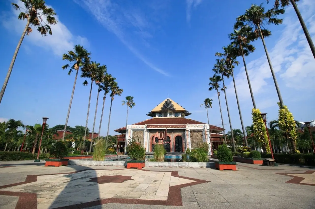 Lima Masjid Kampus di Jogja Siapkan Buka Puasa Gratis Selama Ramadan 1447 H, Ini Lokasi dan Cara Mendapatkannya