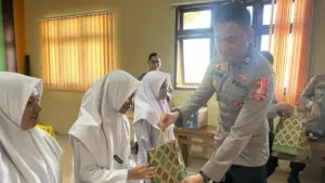 Mahasiswa STIK Angkatan 83 Berikan Trauma Healing dan Bantuan Sosial bagi Korban Bencana di Aceh Utara